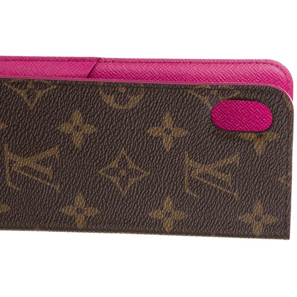 Louis Vuitton Monogram iPhone X Folio - Picture 8 of 15